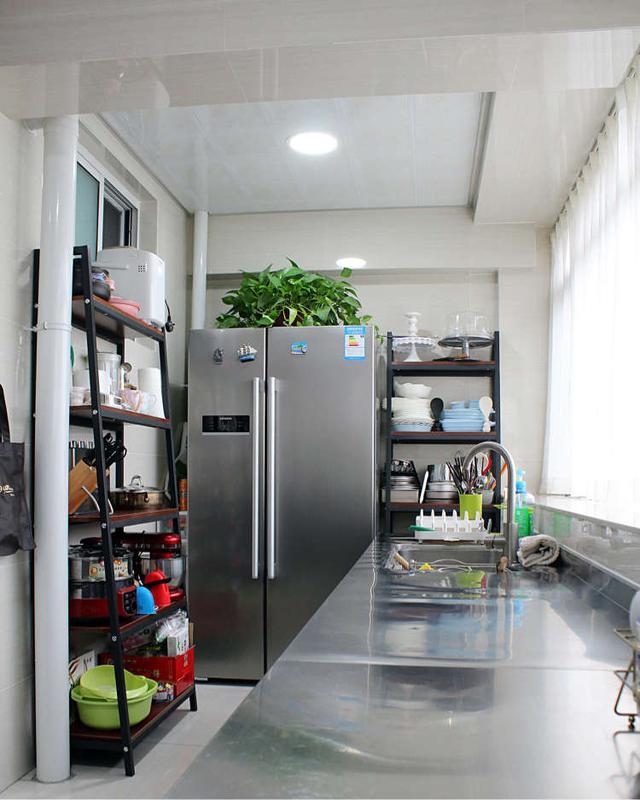 廚房不銹鋼臺面用了8年，告訴你究竟好不好，很多人都想錯了